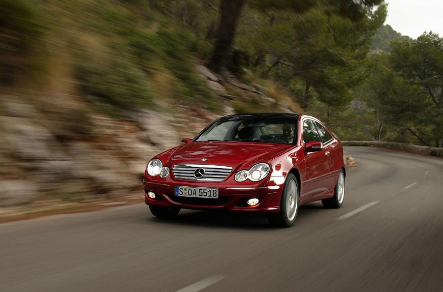  Mercedes-Benz C-Class Sportcoupe 2002 года  (фото 14 из 44)